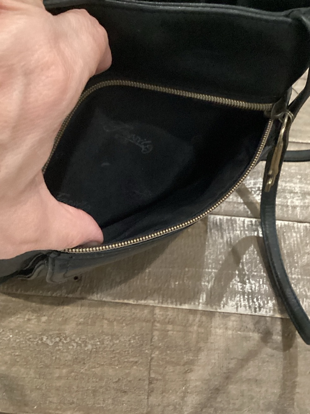 Fossil Black Leather Crossbody Shoulder Bag - Picture 6 of 7